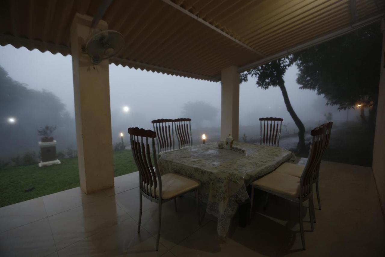 Ashoka Villa 3 Bhk Mahābaleshwar Eksteriør billede